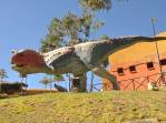 Maquete em tamanho real de um Carnossauro, no Parque dos Dinossauros, em Sucre - Bolívia